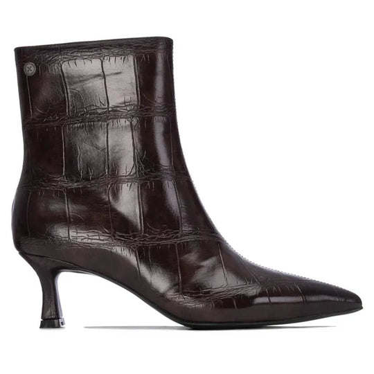 XTI Brown Ankle Boots - 14621803