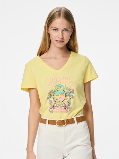 Pieces Gabriella Short Sleeve V Neck T Shirt - Pale Banana/ Sunshine