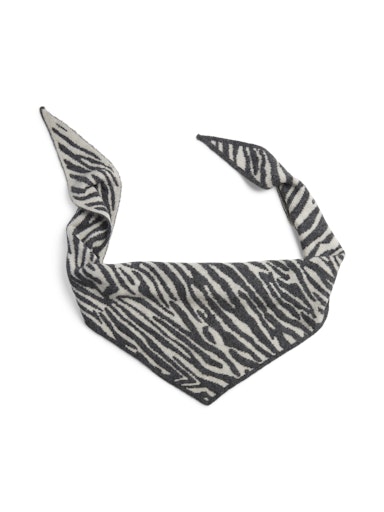 Pieces Naima Triangle Knit Scarf - Black/ Tiger