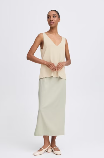 B.Young Mobbe V Neck Jumper - Frosted Almond