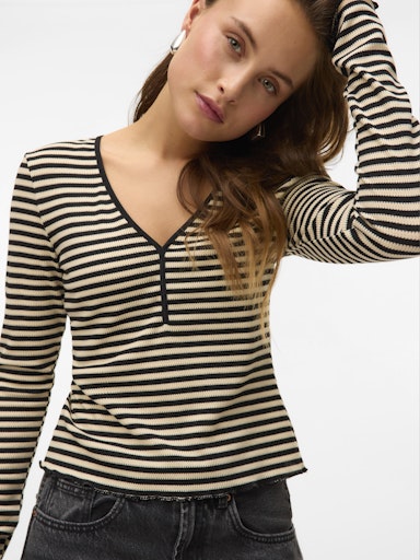 Vero Moda Isabella Long Sleeve O-Neck Top - Black Stripes