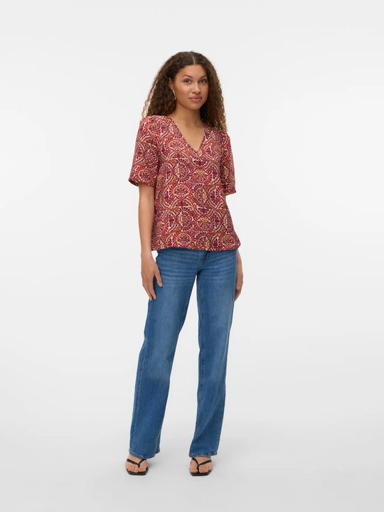 Vero Moda Florence 2/4 V-Neck Top - Karanda Red