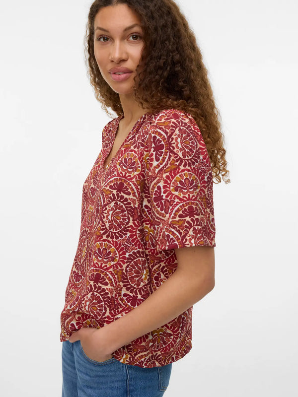 Vero Moda Florence 2/4 V-Neck Top - Karanda Red
