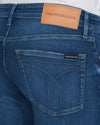 Calvin Klein 026 Slim Jeans - Mid Blue (w36l32)