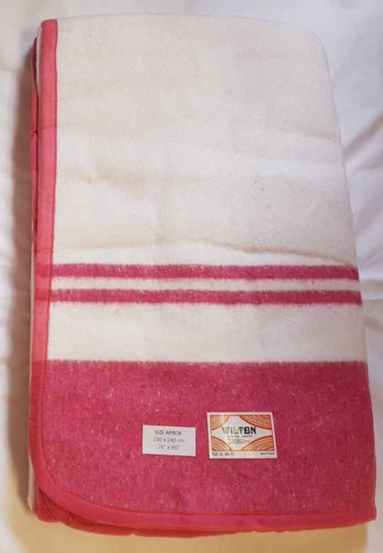 Wilton Super Quality Blanket - Light Pink